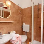 Appartement By The Sea Barbat, Rab - 3203