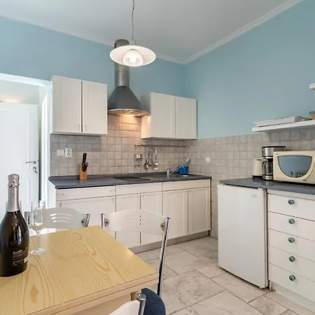 Apartment Apartments By The Sea Barbat, Rab - 3203 *